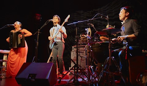 Photo by catastrophe