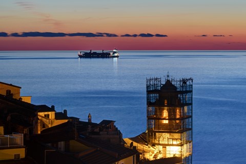 Photo by Sunset in Tellaro