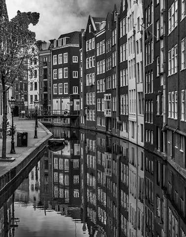 Photo by Mitchmeister