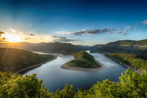 Photo by Mincho Semov