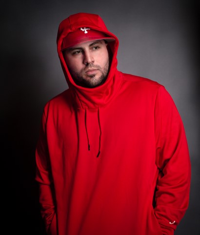 Photo by Fashion Red