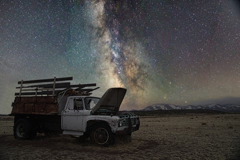 Photo by Truck and Milky Way_Composite