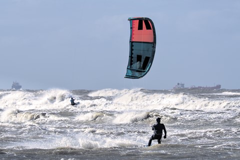 Photo by Kite surfers