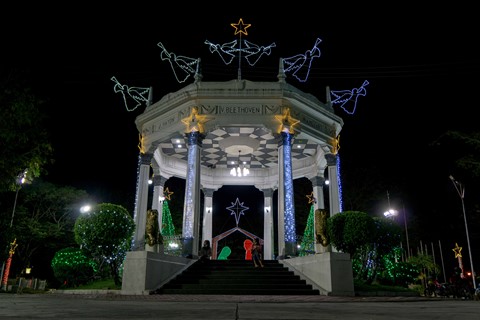 Photo by likbatonboot