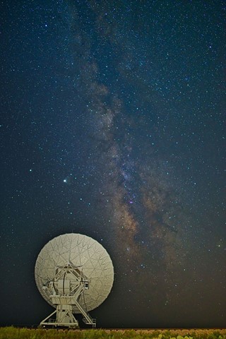 Photo by VLA Milky Way