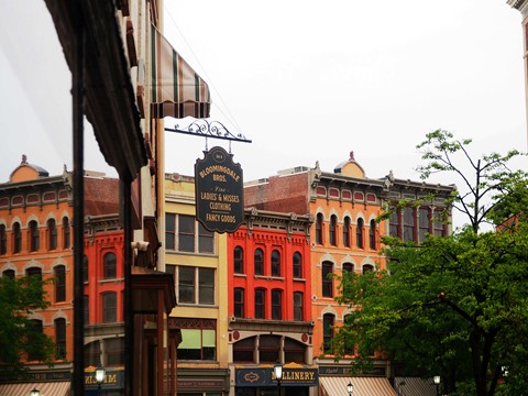 Photo by bloomingdalebros