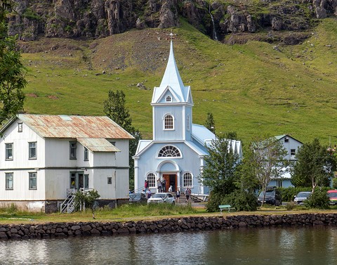 Photo by Mitchmeister