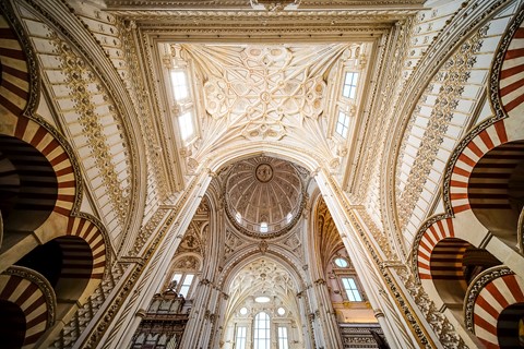 Photo by Didier Quan