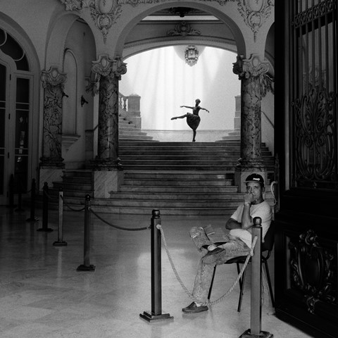 Photo by manishtushu