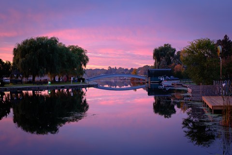 Photo by Maurice Byatt