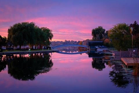 Photo by Maurice Byatt