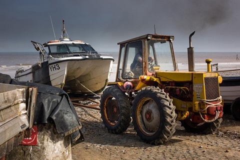 Photo by Dragging boat to it's berth