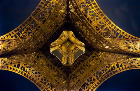 Photo by sergio devcic