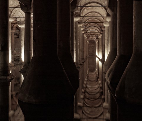 Photo by manishtushu