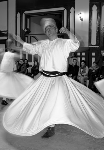 Photo by manishtushu