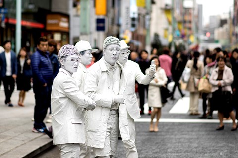 Photo by Street Performers