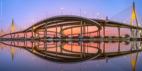 Photo by The Reflection of Bhumibol Bridge