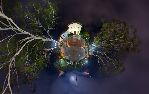 Photo by Jonathan Shapiro