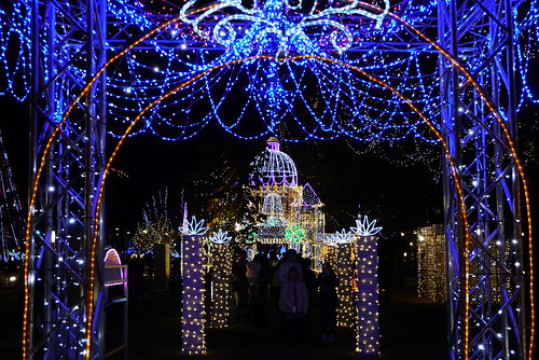 Photo by Hiro Hashioka